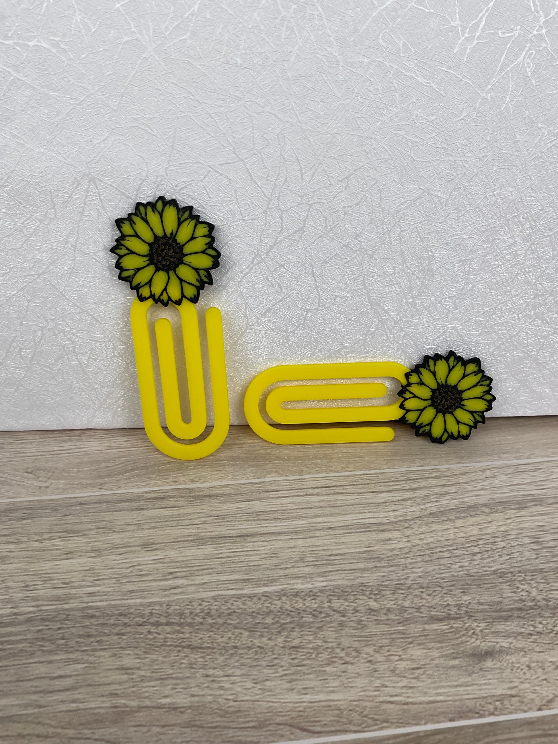 Jumbo Sunflower Paper Clip, Black, Yellow, and Brown. perfect for keeping pages together, and even great as a bookmark. 