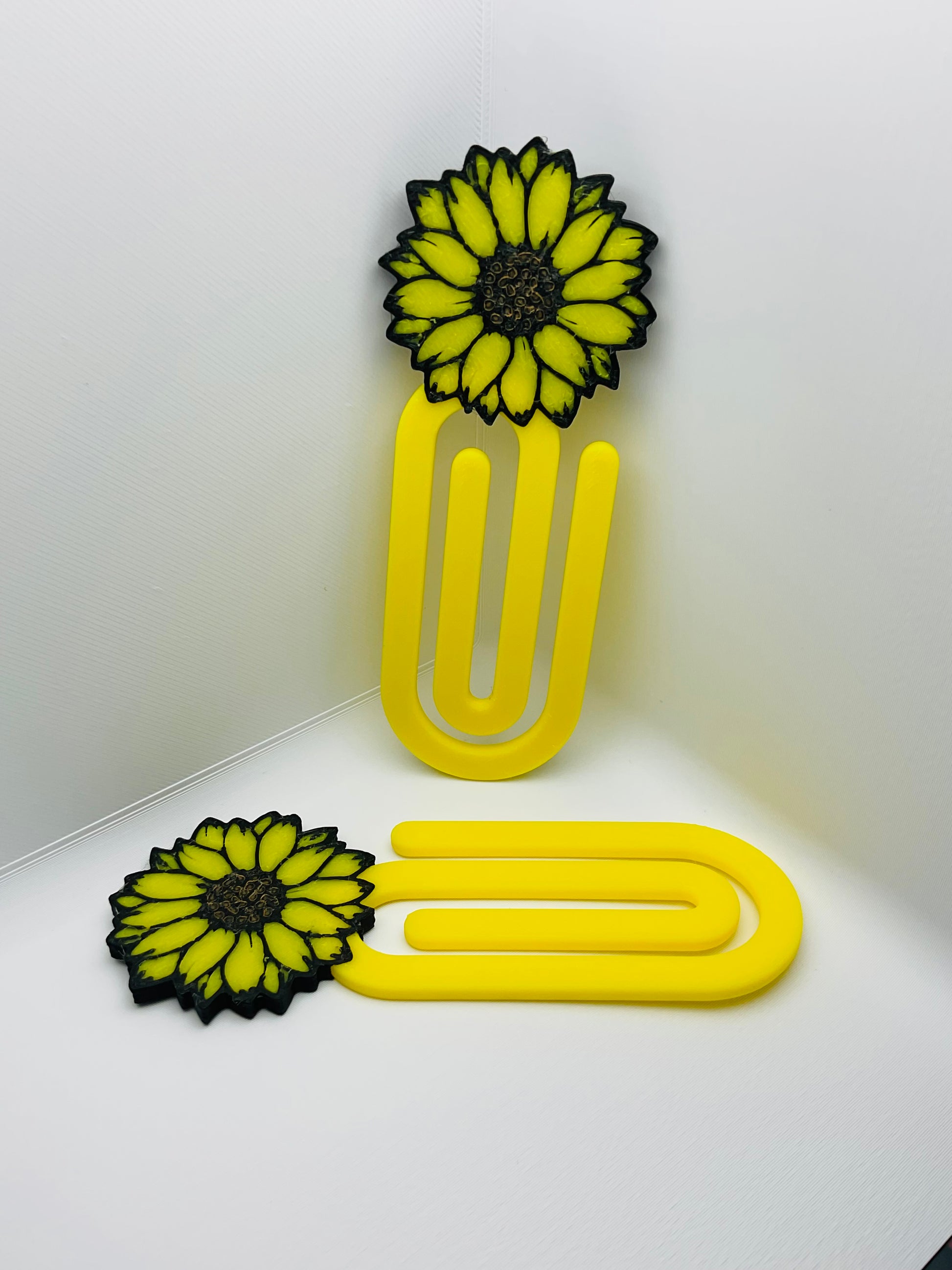 Jumbo Sunflower Paper Clip, Black, Yellow, and Brown. perfect for keeping pages together, and even great as a bookmark. 