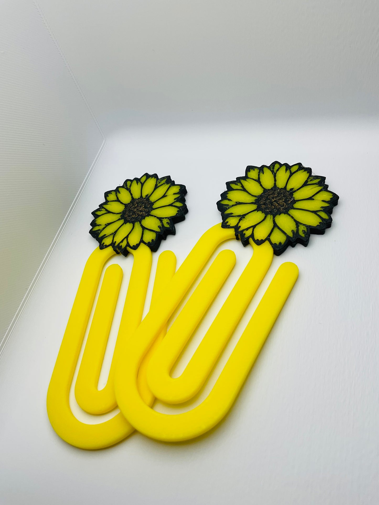 Jumbo Sunflower Paper Clip, Black, Yellow, and Brown. perfect for keeping pages together, and even great as a bookmark. 