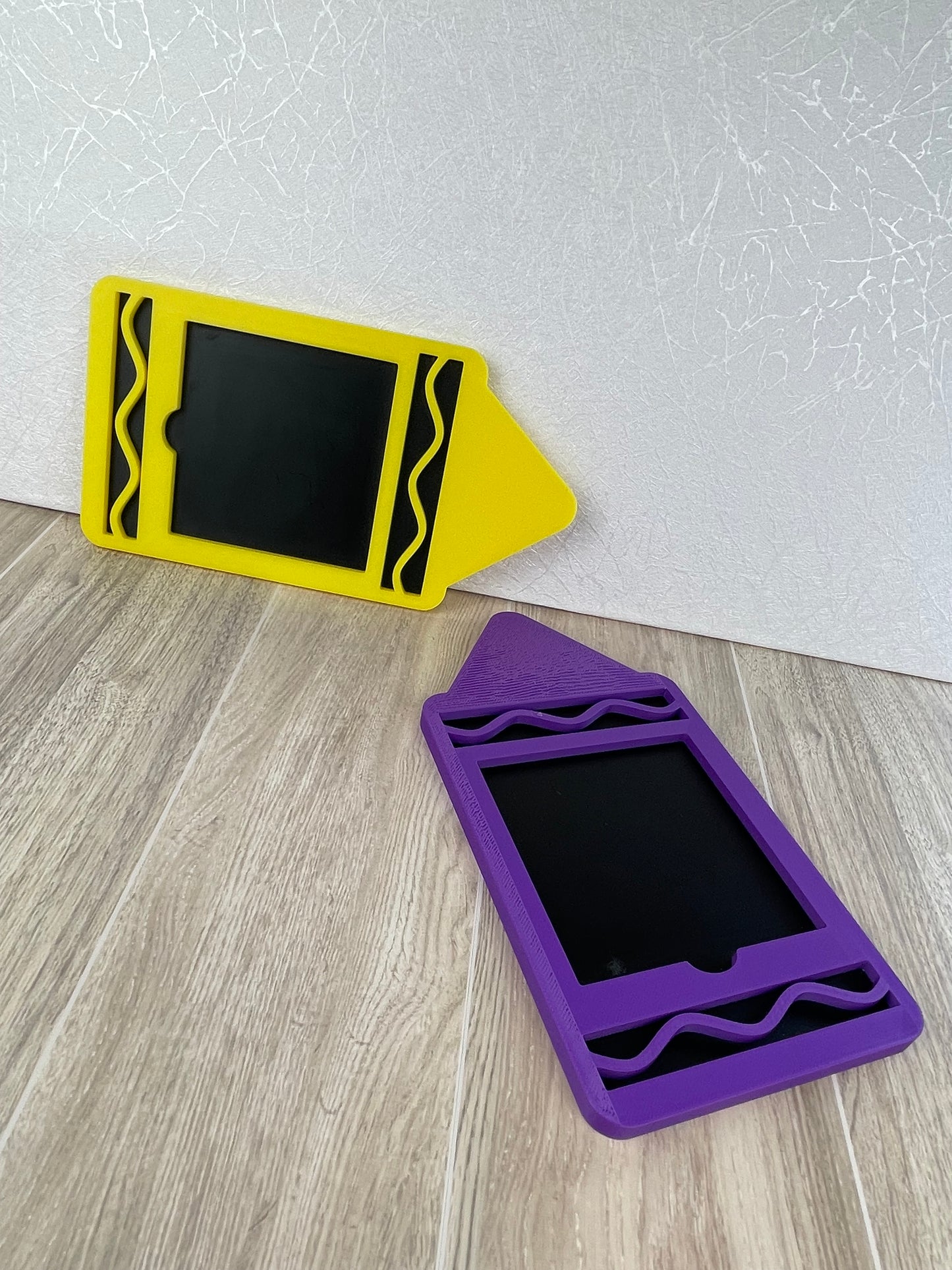 Crayon Sticky Note Holder (qty.1)